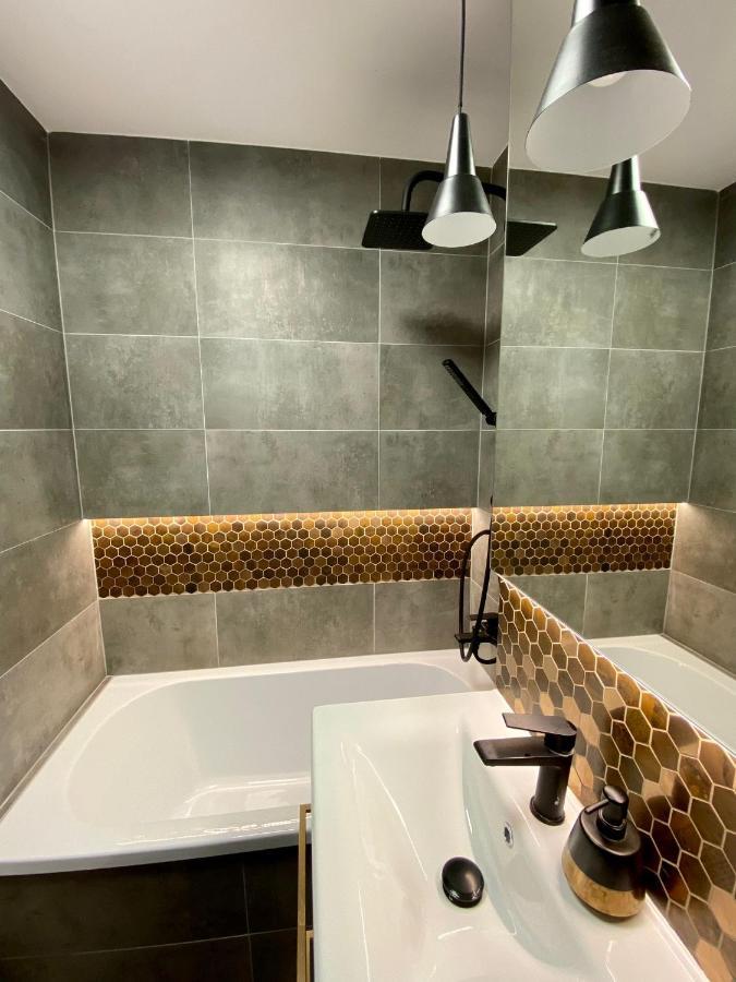 Eloft Saska Kepa Apartment Varşovia Exterior foto